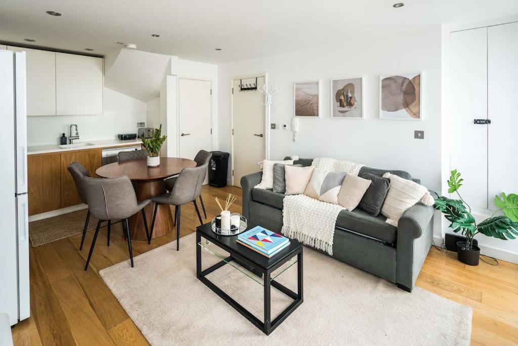 Prime Location Mews! Holiday home London